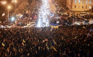 Власти Киева попросили запретить акции в центре городка на месяц