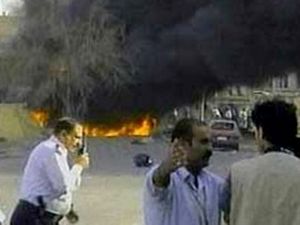 Иракских полицейских подорвали совместно с бензовозом