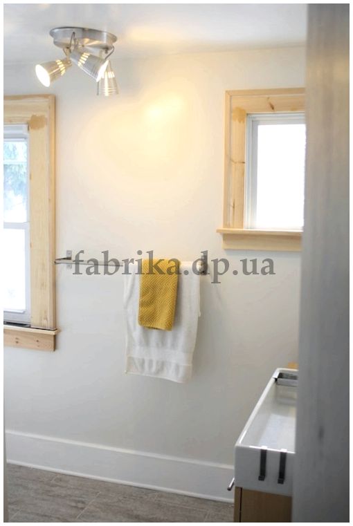 Дизайн ванной комнаты с окном на улицу  - фото и видеоинструкции