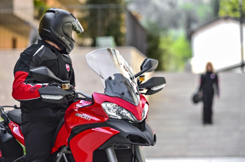 Новый мотоцикл Ducati Multistrada будет иметь технологию VVT