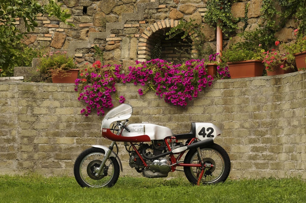 Мотоцикл Ducati 750SS Corsa NCR 1973