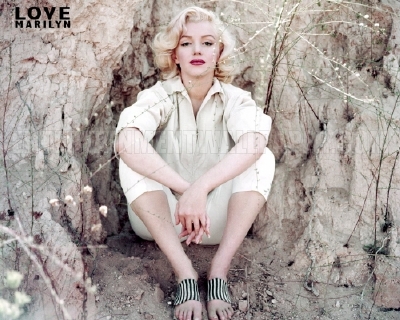    / Love, Marilyn (2012 / DVDRip)