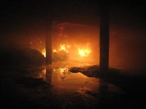 Склад фермерского хозяйства загорелся накануне вечером в Осиповичском районе