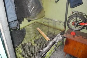 В Гомеле уснувший в кладовке электромонтер отравился продуктами горения
