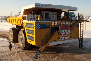 БелАЗ-75710, грузовик-монстр из Беларуси