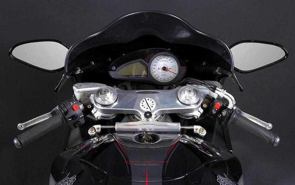 Питер Фонда решил продать свой мотоцикл MV Agusta F4CC
